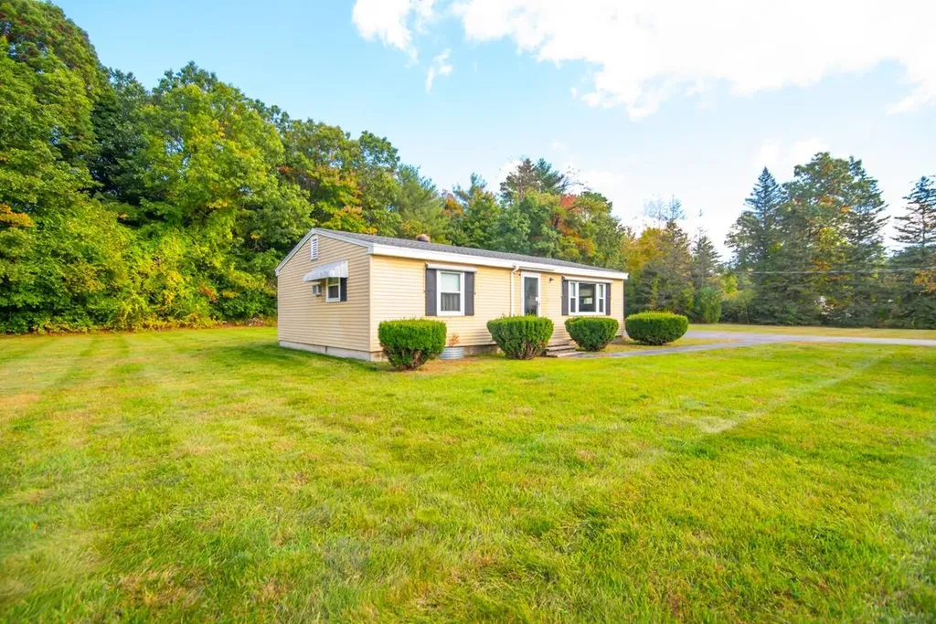 11 Broken Bridge Road Concord NH 03301