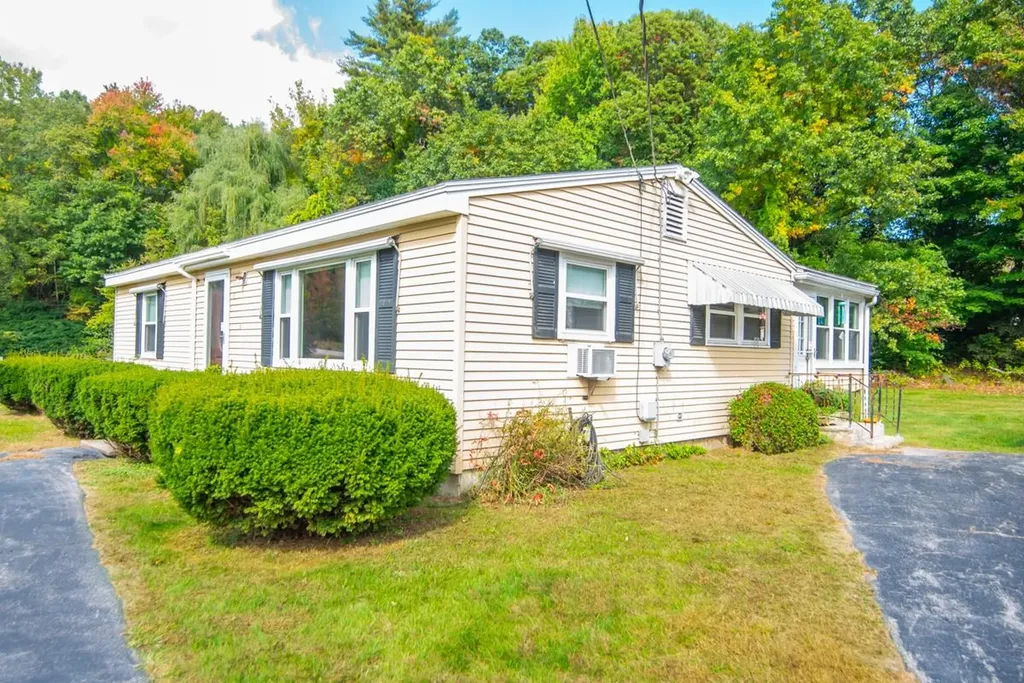 11 Broken Bridge Road Concord NH 03301