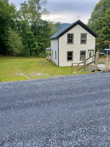 51 Chiselville Road Sunderland VT 05250-9766
