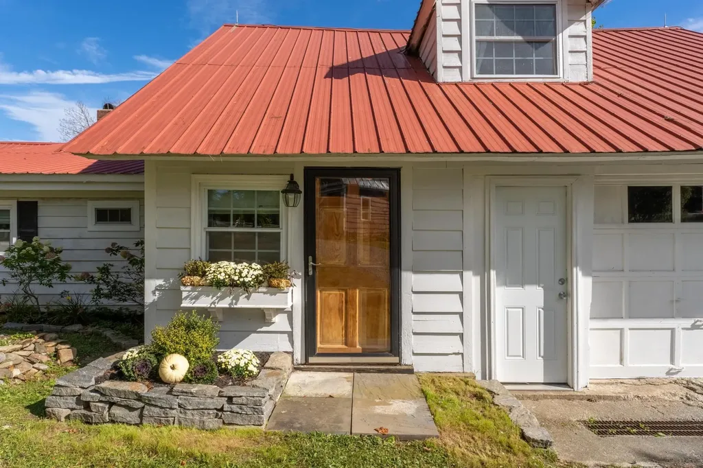 2027 Belmont Road Mount Holly VT 05730