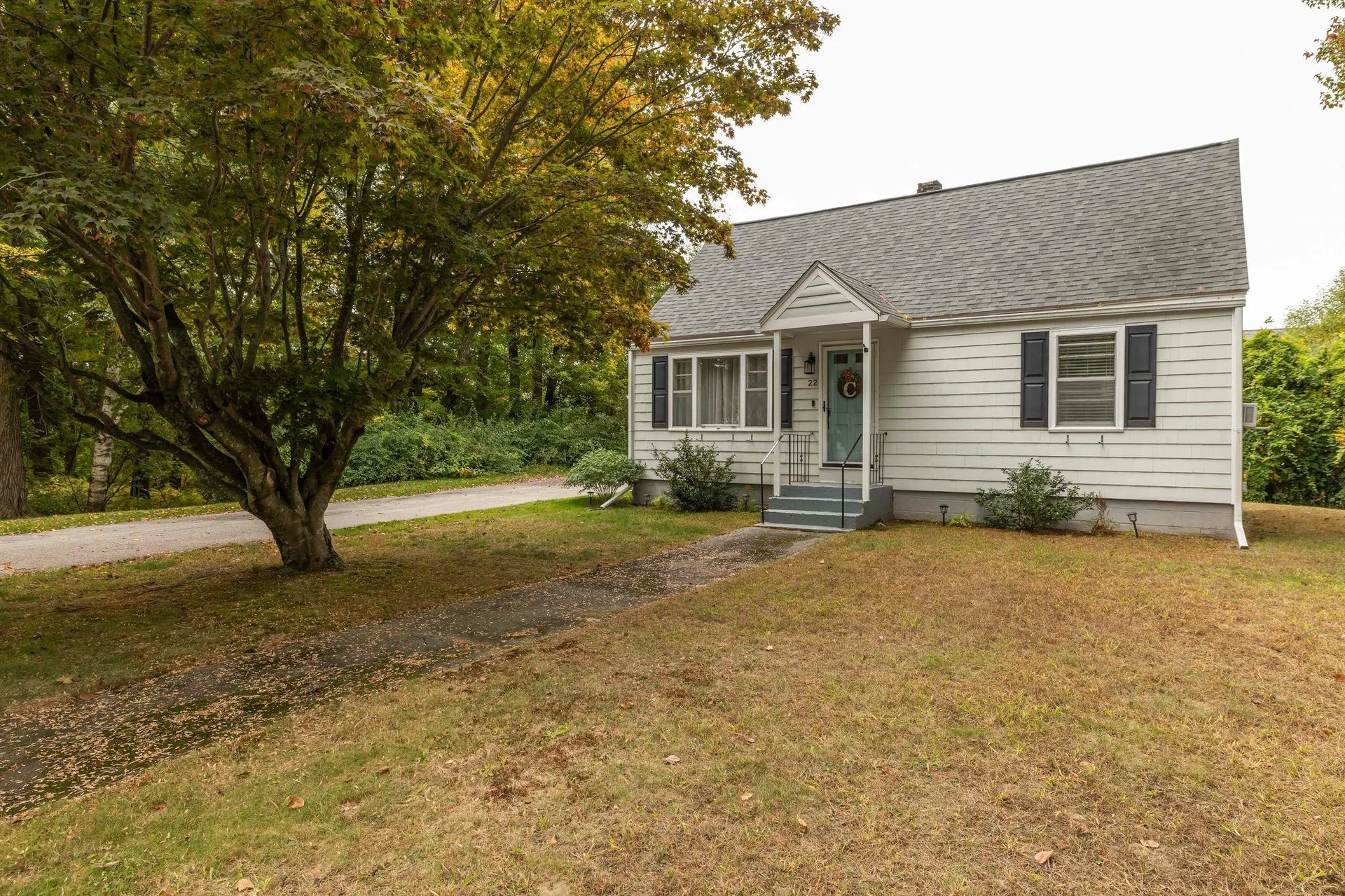 22 Macgregor Avenue Salem NH 03079