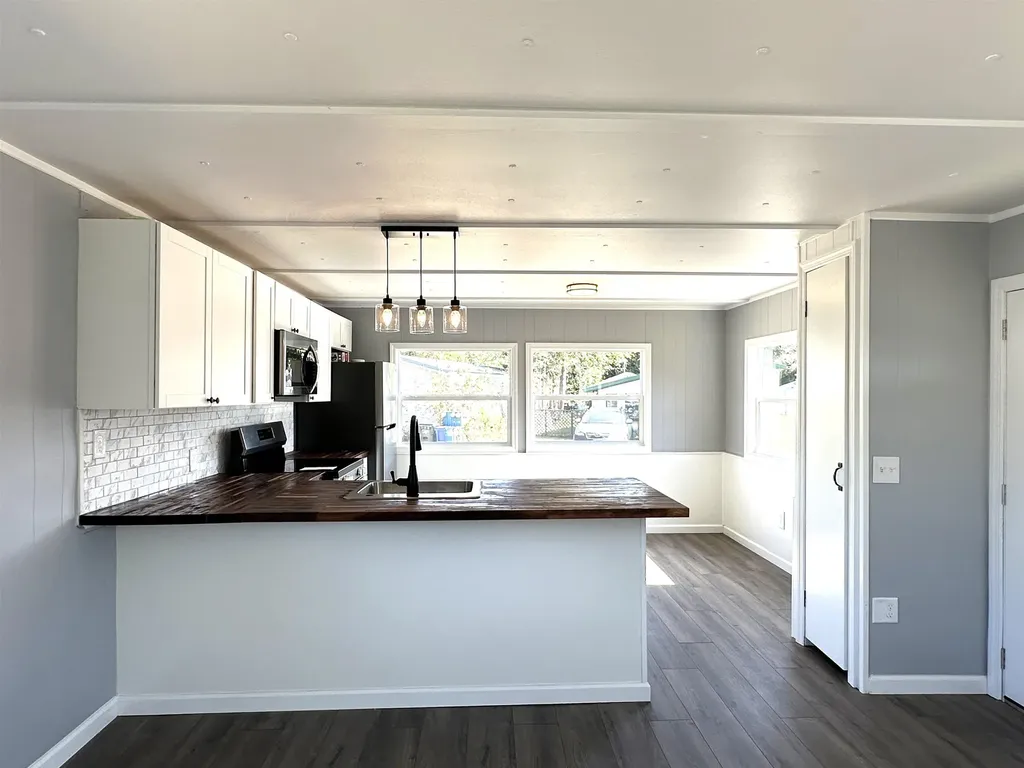 54 Pecor Avenue Milton VT 05468
