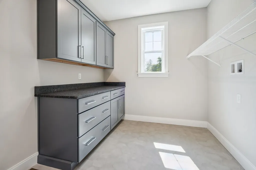 330 High Street Hampton NH 03842