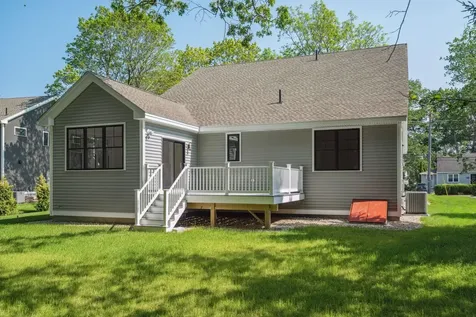 330 High Street Hampton NH 03842