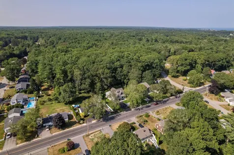 330 High Street Hampton NH 03842