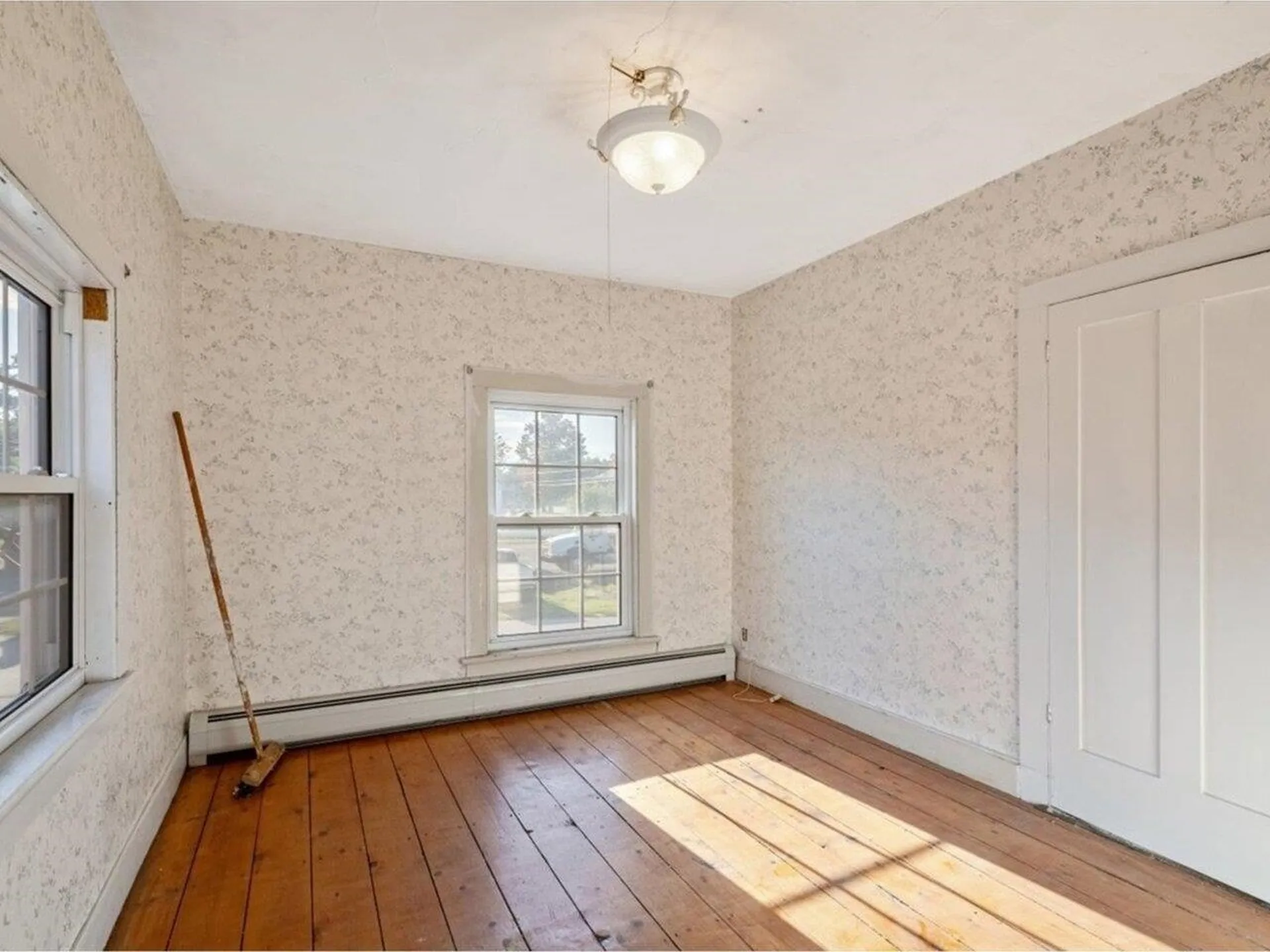 17 Cross Street Highgate VT 05459