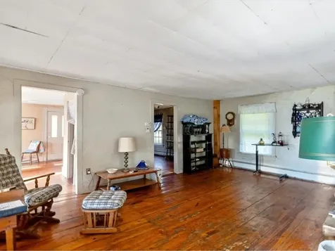 17 Cross Street Highgate VT 05459