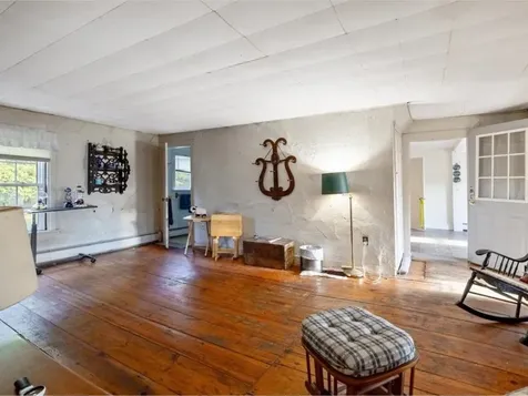 17 Cross Street Highgate VT 05459