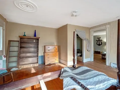 17 Cross Street Highgate VT 05459