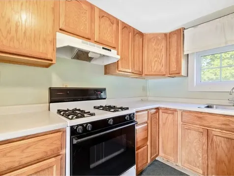 17 Cross Street Highgate VT 05459