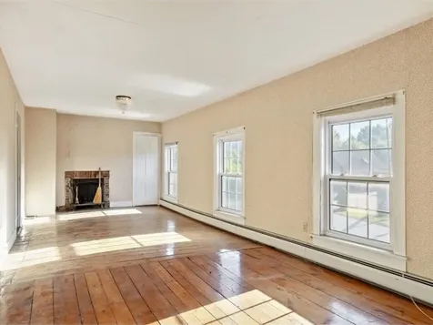 17 Cross Street Highgate VT 05459