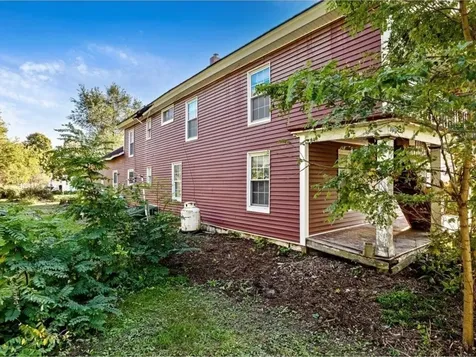 17 Cross Street Highgate VT 05459