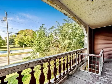 17 Cross Street Highgate VT 05459