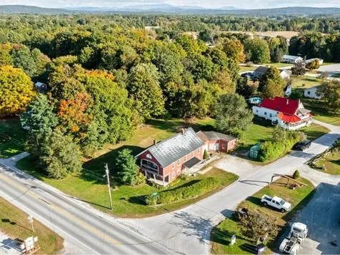 17 Cross Street Highgate VT 05459