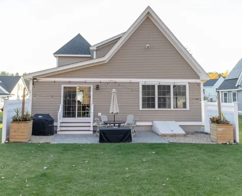 10 Daybreak Drive Newmarket NH 03857