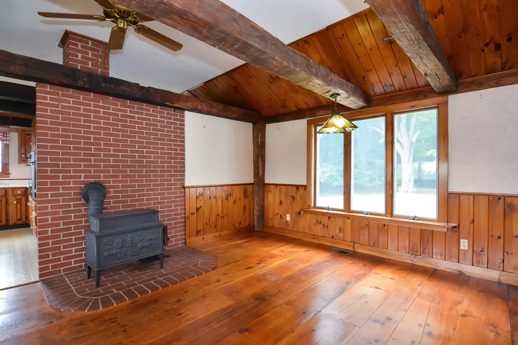 208 Sanborn Street Franklin NH 03235