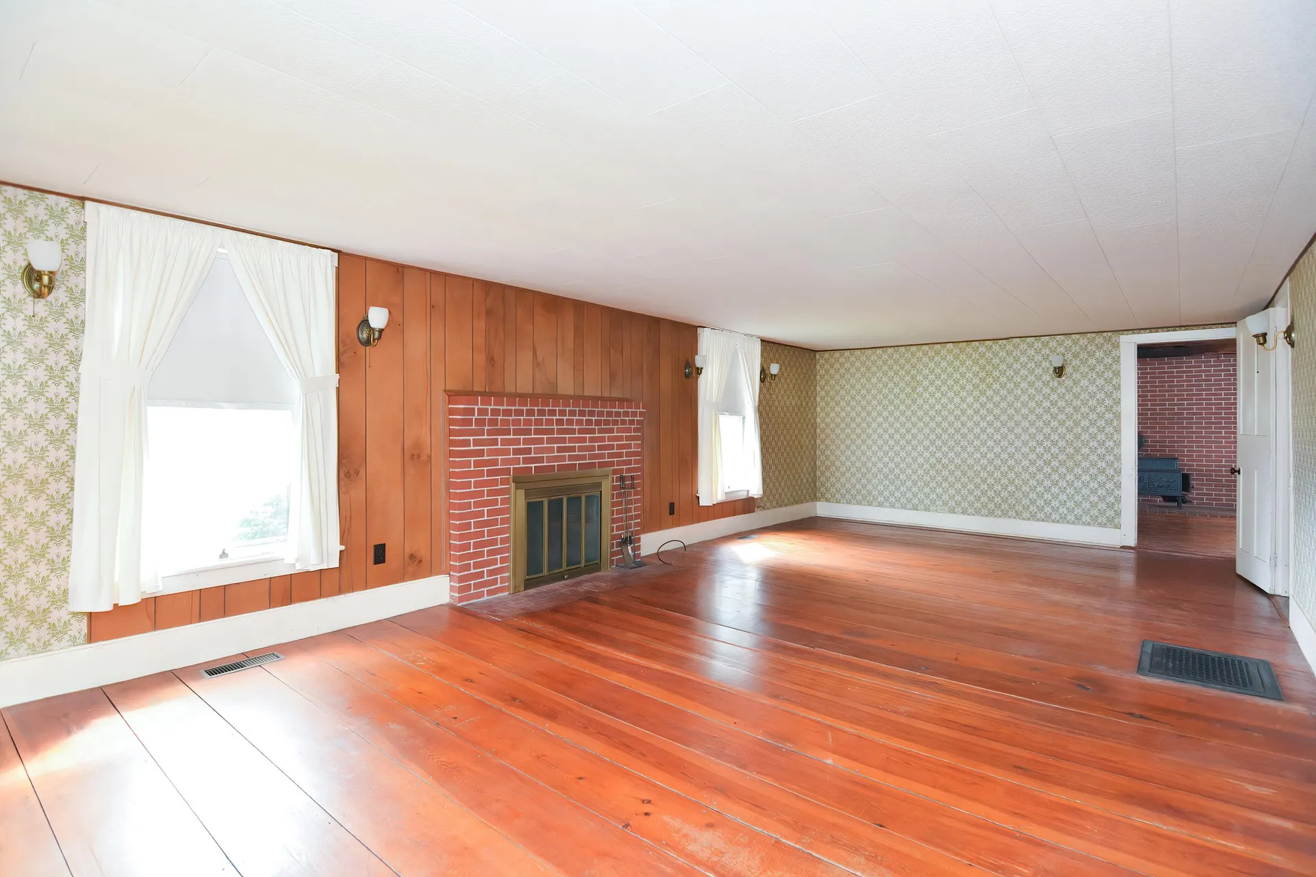 208 Sanborn Street Franklin NH 03235
