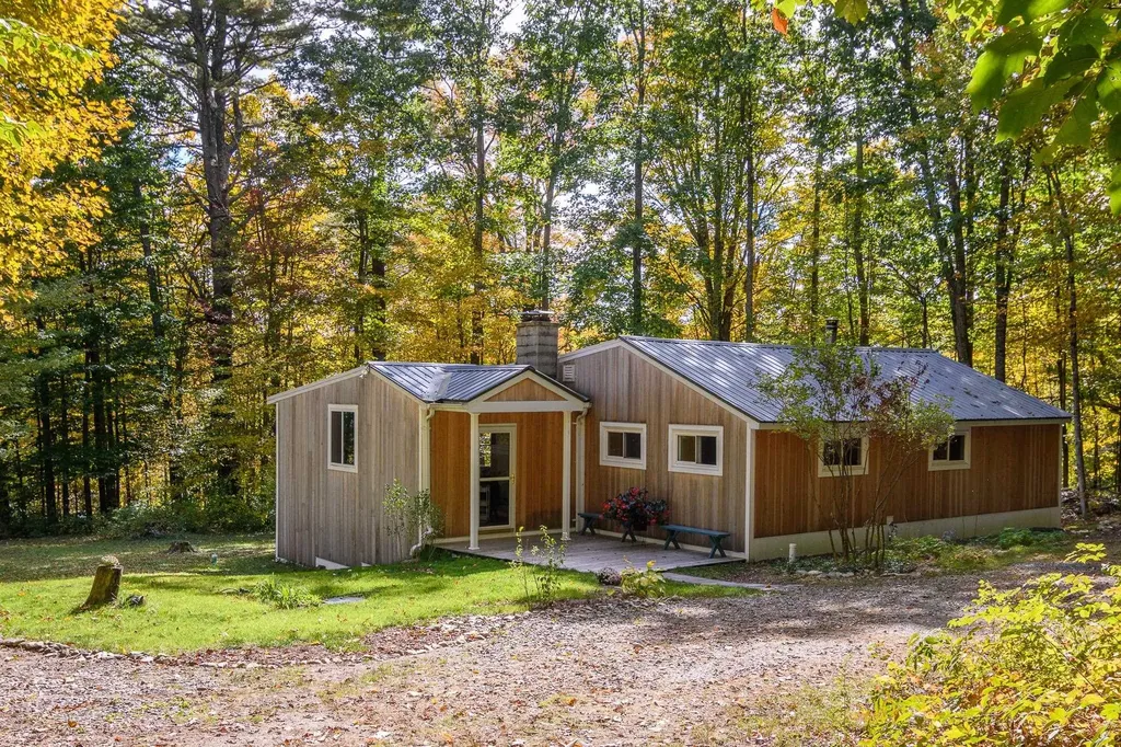 18 Levi Howard Road Brattleboro VT 05301