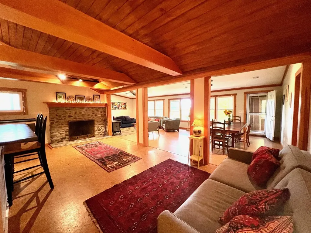 18 Levi Howard Road Brattleboro VT 05301