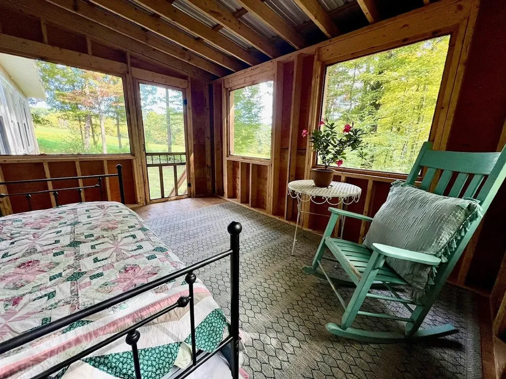 18 Levi Howard Road Brattleboro VT 05301