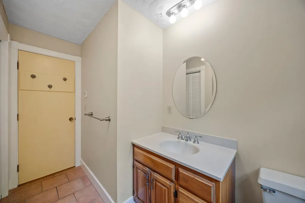 465 Clinton Street Concord NH 03301
