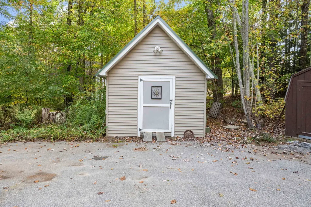 465 Clinton Street Concord NH 03301