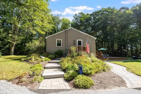 465 Clinton Street Concord NH 03301