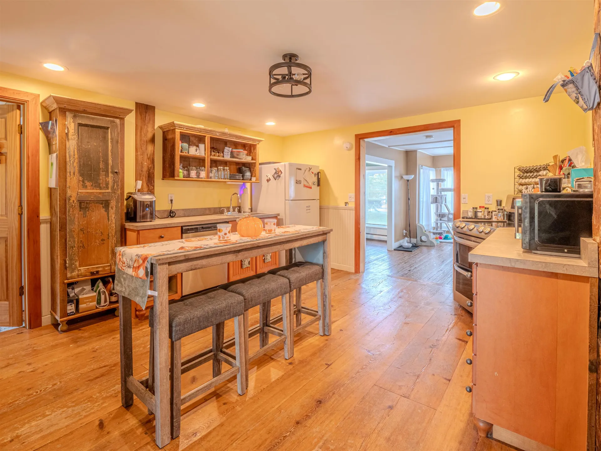 11 On The Green Street Poultney VT 05764