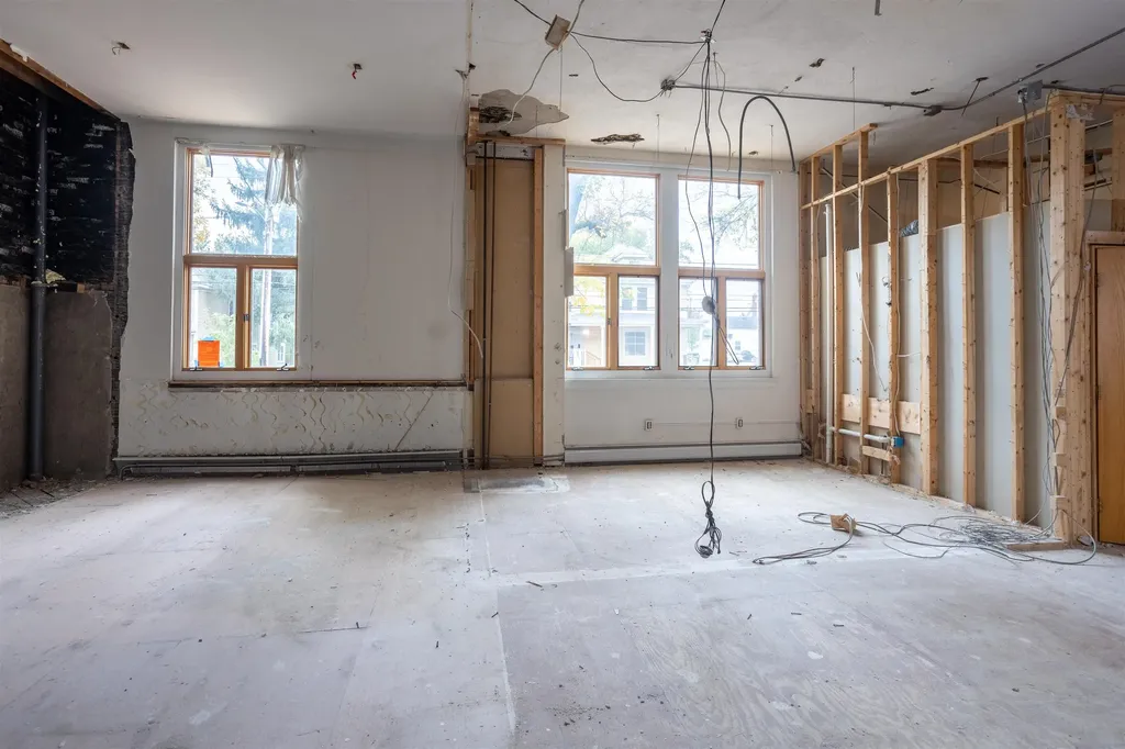 67 Union Street Winooski VT 05404