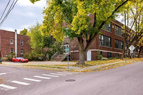 67 Union Street Winooski VT 05404