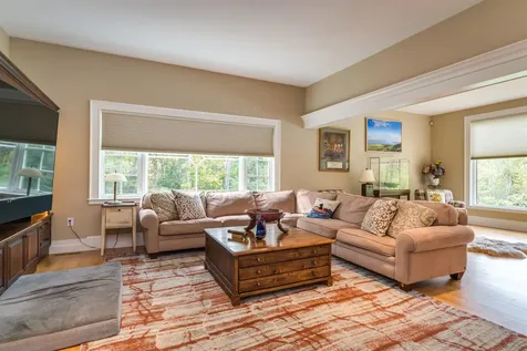 30 Doe Run Lane Stratham NH 03885