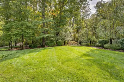 30 Doe Run Lane Stratham NH 03885