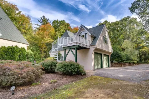 30 Doe Run Lane Stratham NH 03885