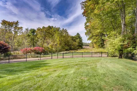 30 Doe Run Lane Stratham NH 03885