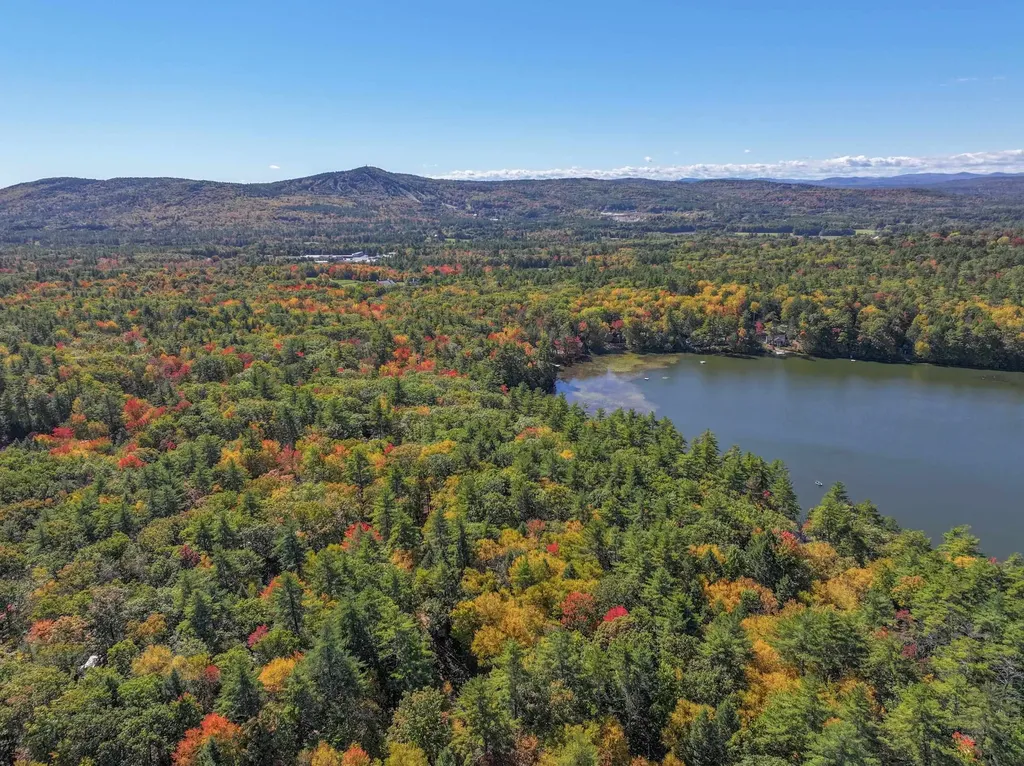 161 Eastside Drive Henniker NH 03242