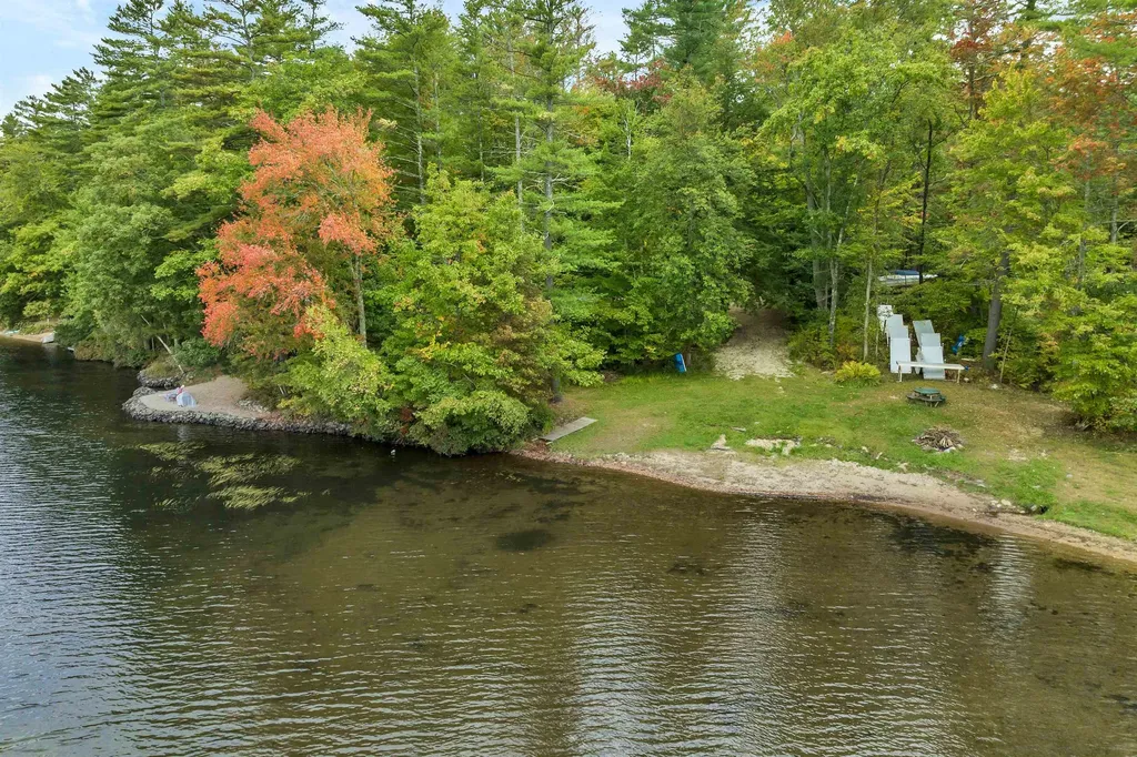 86 White Oak Road Barnstead NH 03225