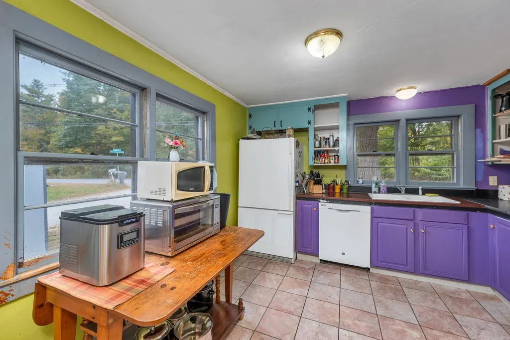 86 White Oak Road Barnstead NH 03225