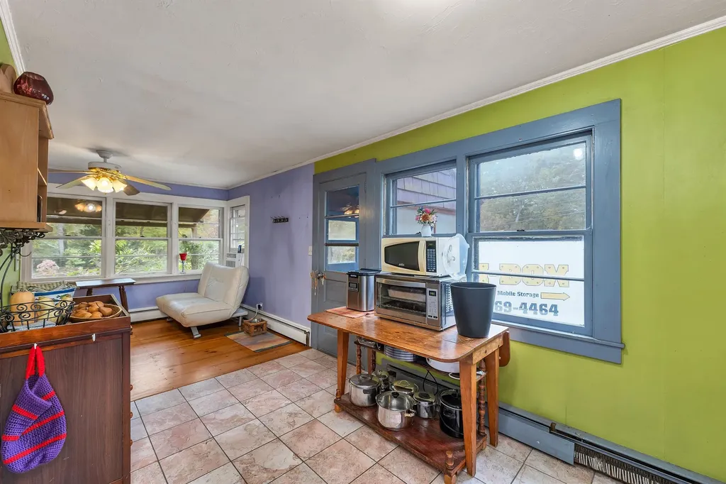 86 White Oak Road Barnstead NH 03225