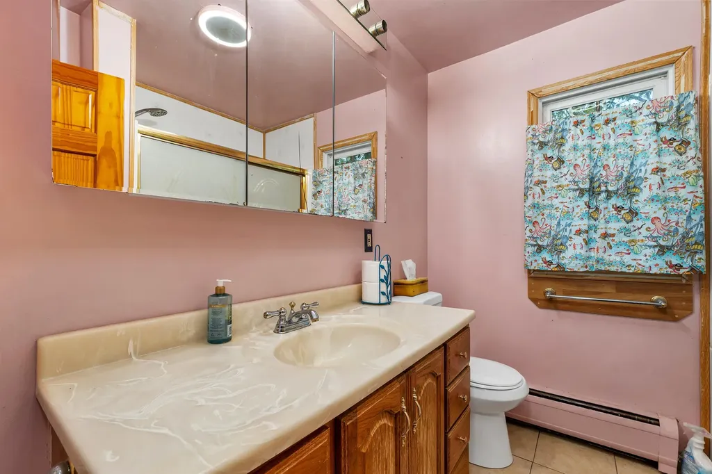 86 White Oak Road Barnstead NH 03225