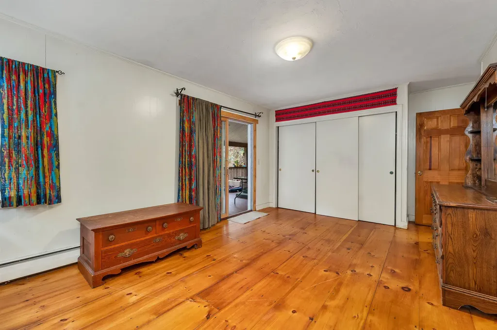 86 White Oak Road Barnstead NH 03225