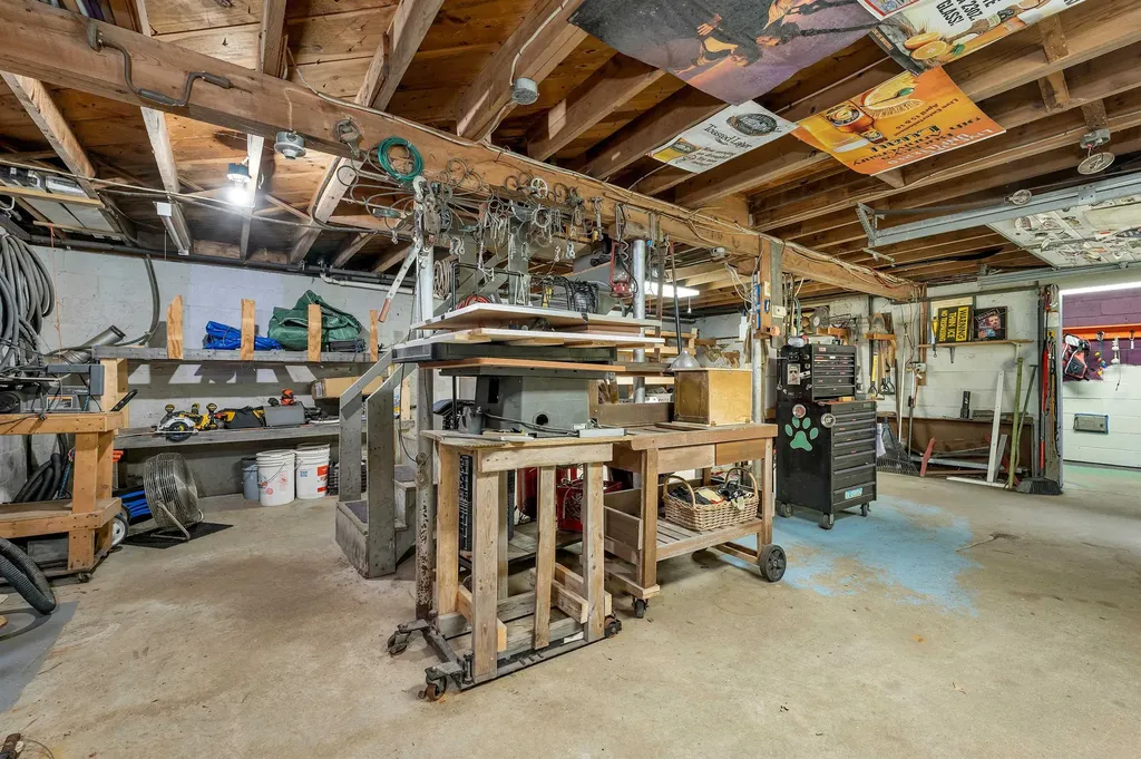 86 White Oak Road Barnstead NH 03225