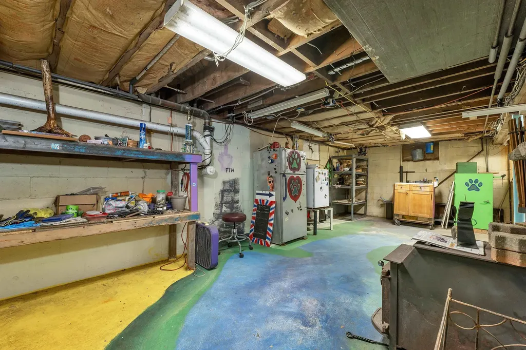 86 White Oak Road Barnstead NH 03225