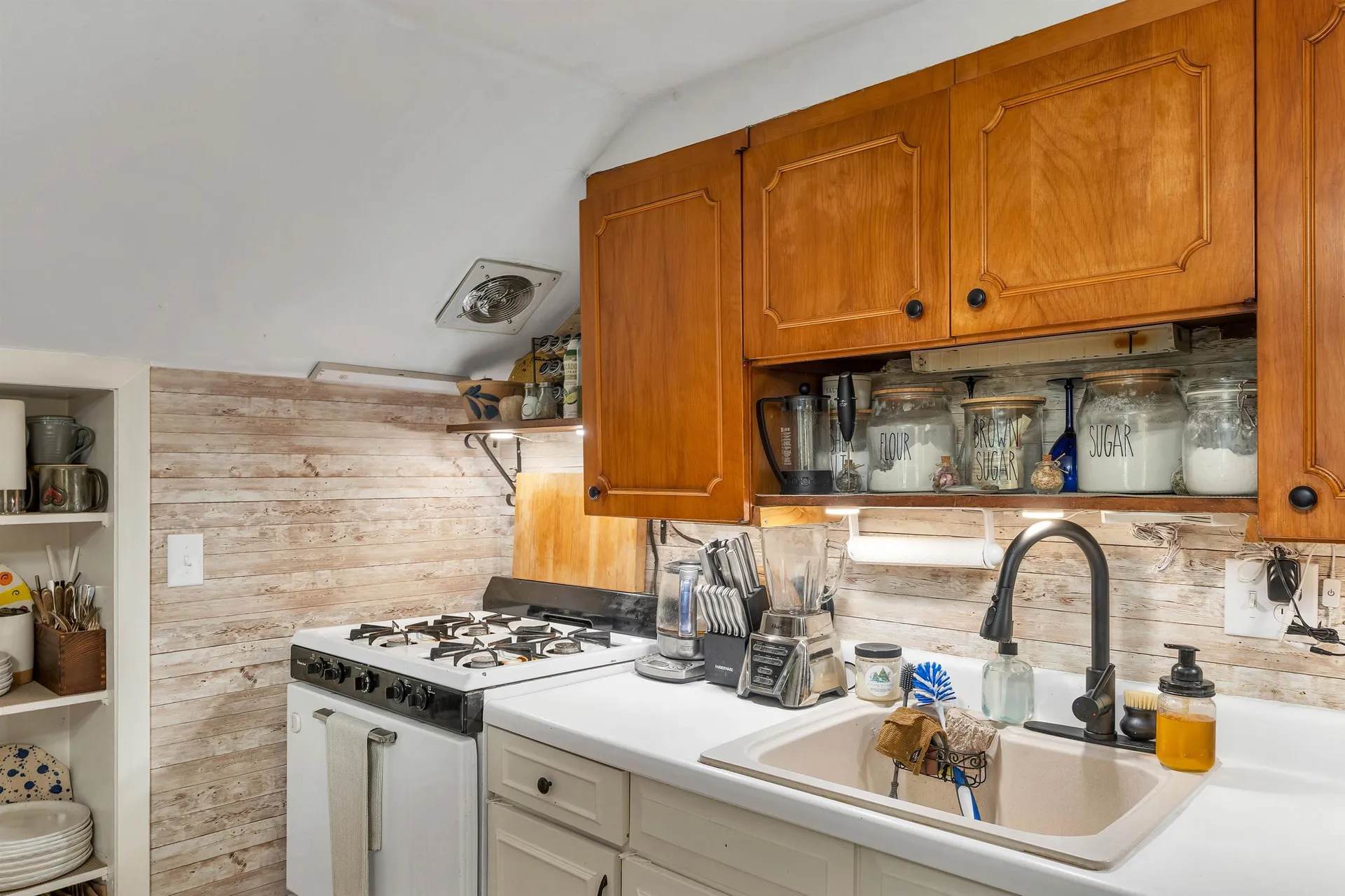 86 White Oak Road Barnstead NH 03225