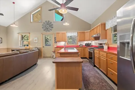 60 Petes Pond Road Hardwick VT 05836