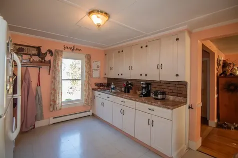 13 Bradley Street Concord NH 03301