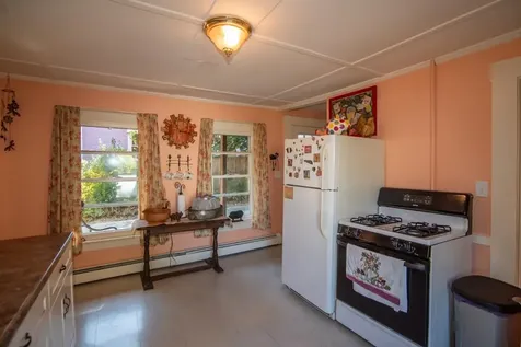 13 Bradley Street Concord NH 03301