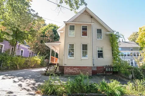 13 Bradley Street Concord NH 03301