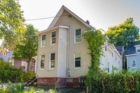 13 Bradley Street Concord NH 03301