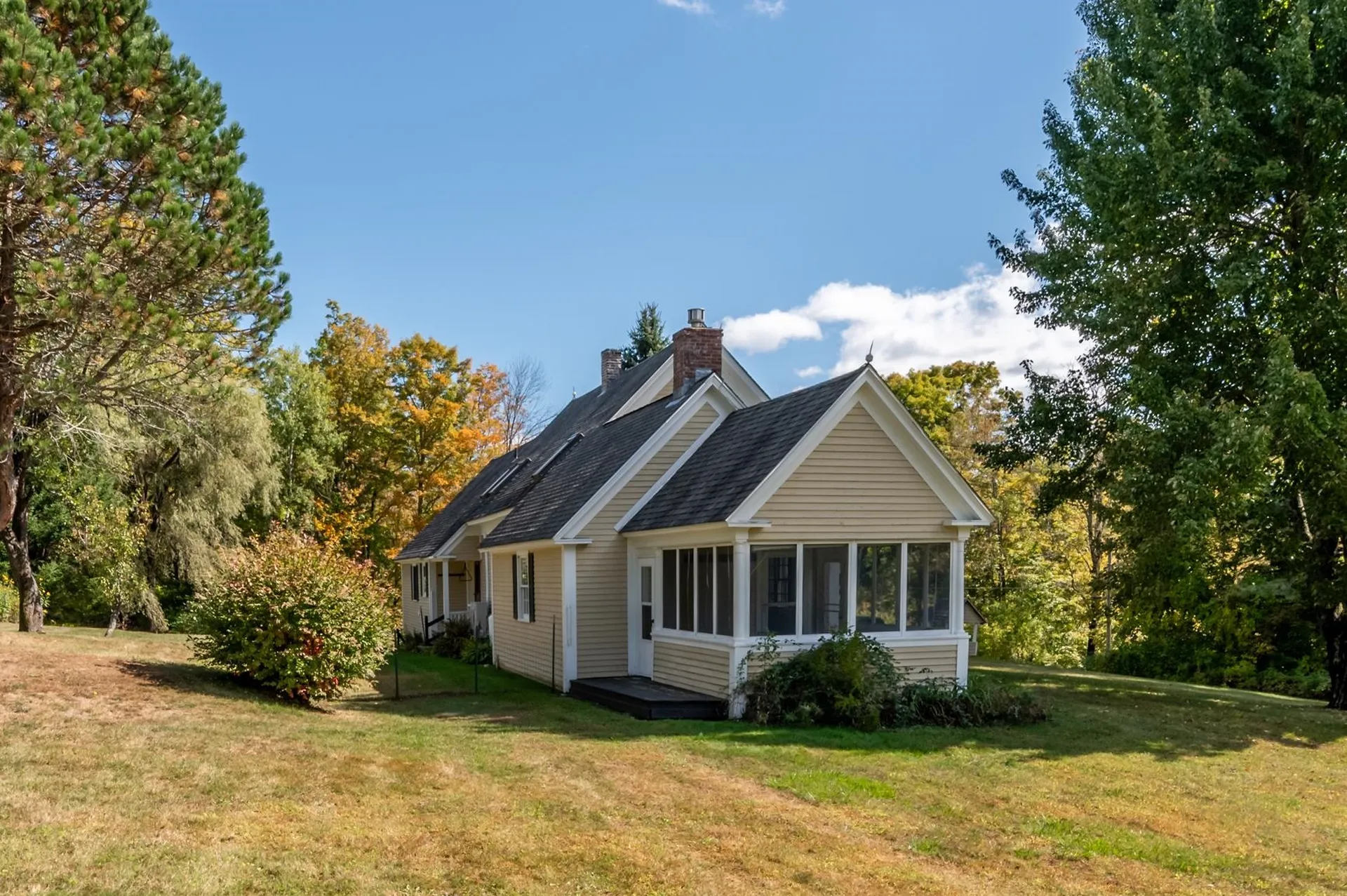 56 Rowell Road Newport NH 03773