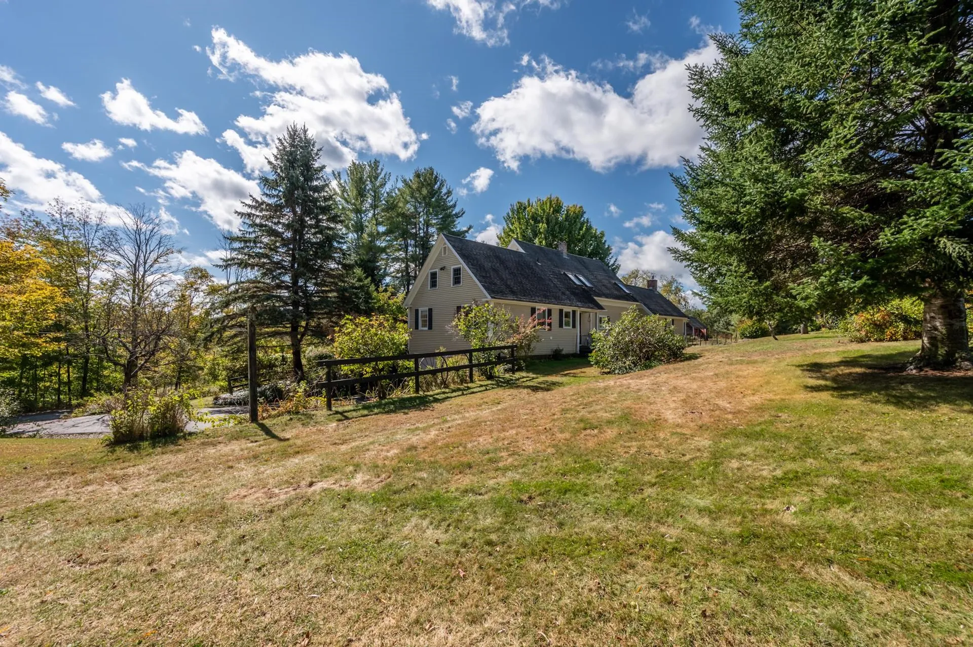 56 Rowell Road Newport NH 03773